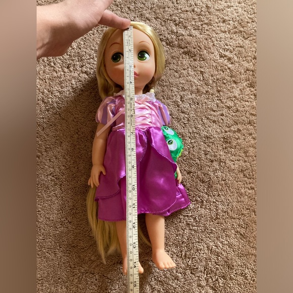 Disney Rapunzel doll from Tangled - Picture 3 of 5